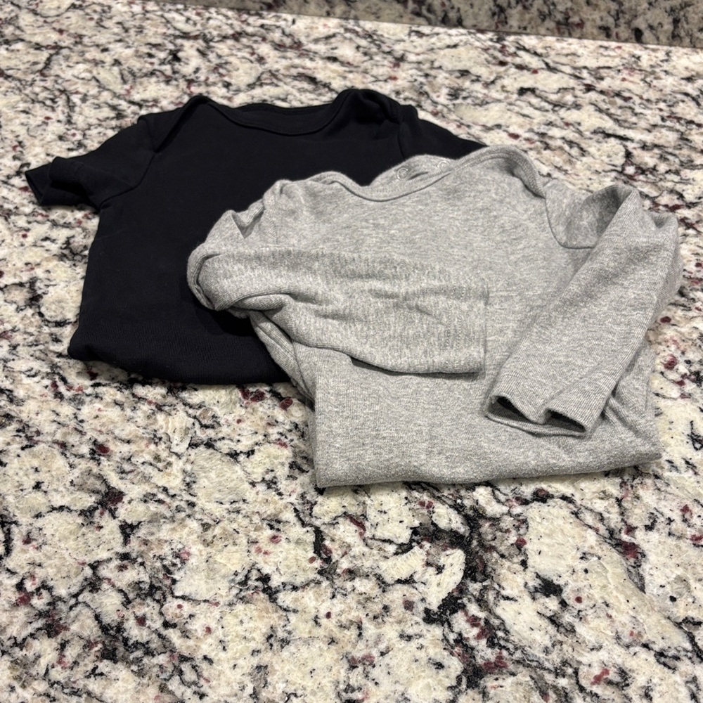 2 Primary onesies: Black Short Sleeve and Gray Long Sleeve